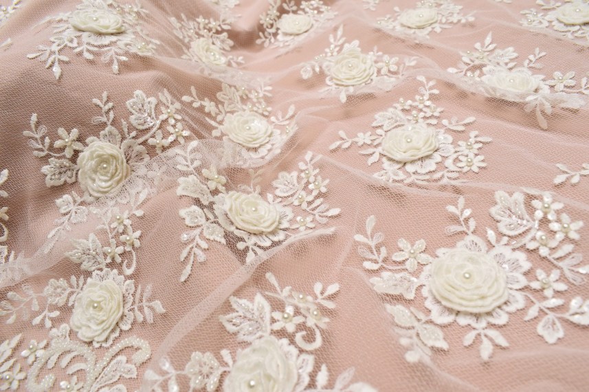 Sale: Guipure &laquo;44811&raquo